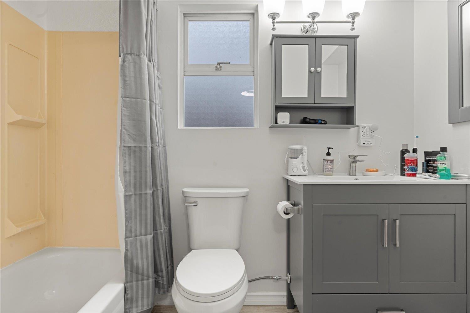 34615 Baldwin Road, Abbotsford, BC - Indoor Photo Showing Bathroom