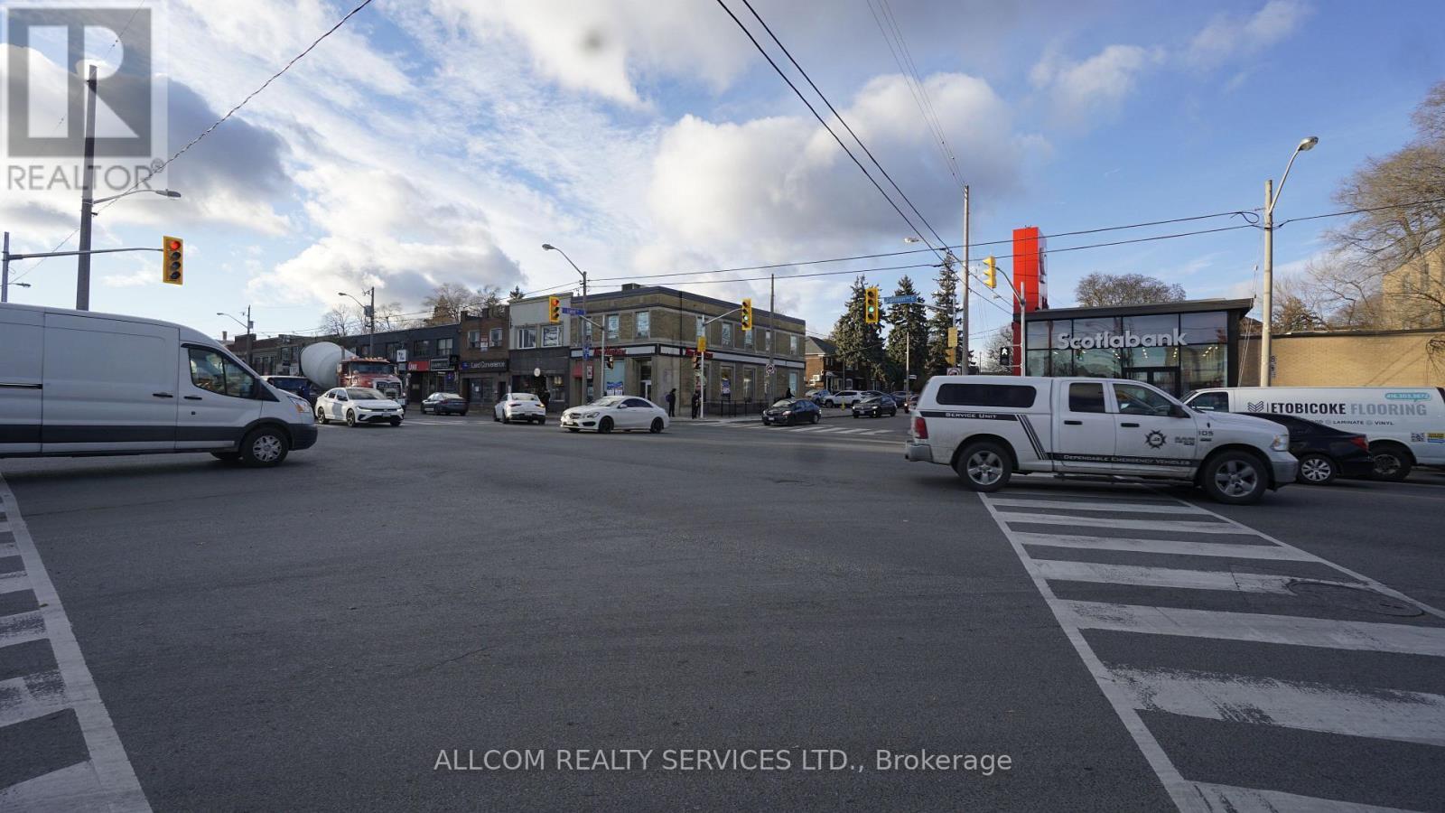 876 Eglinton Avenue E, Toronto, ON