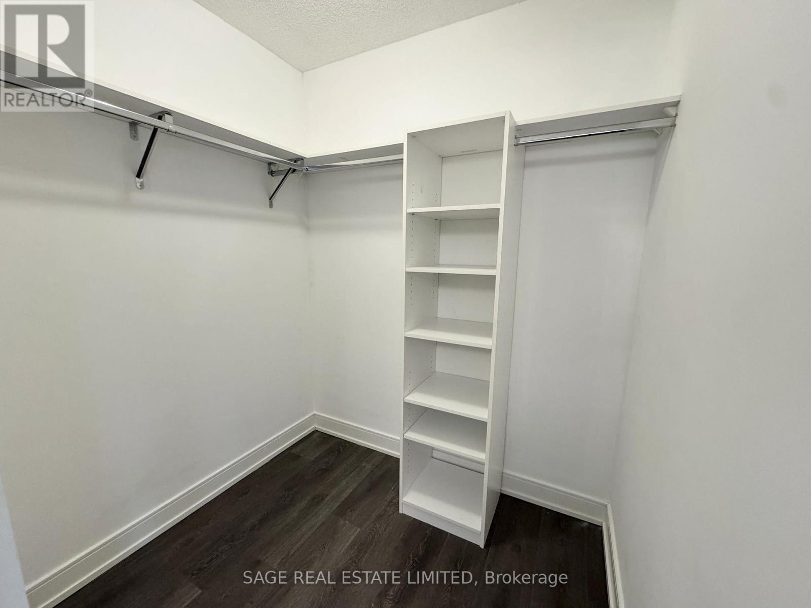 Walk In Closet - 1411 - 89 Mcgill Street, Toronto, ON - Indoor With Storage