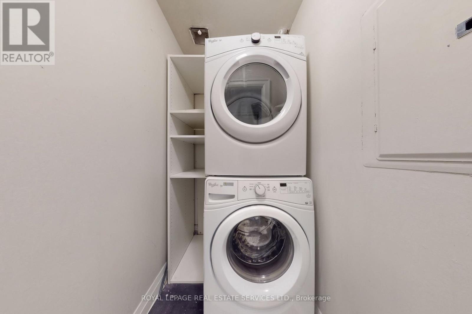514 - 39 Jarvis Street, Toronto, ON - Indoor Photo Showing Laundry Room