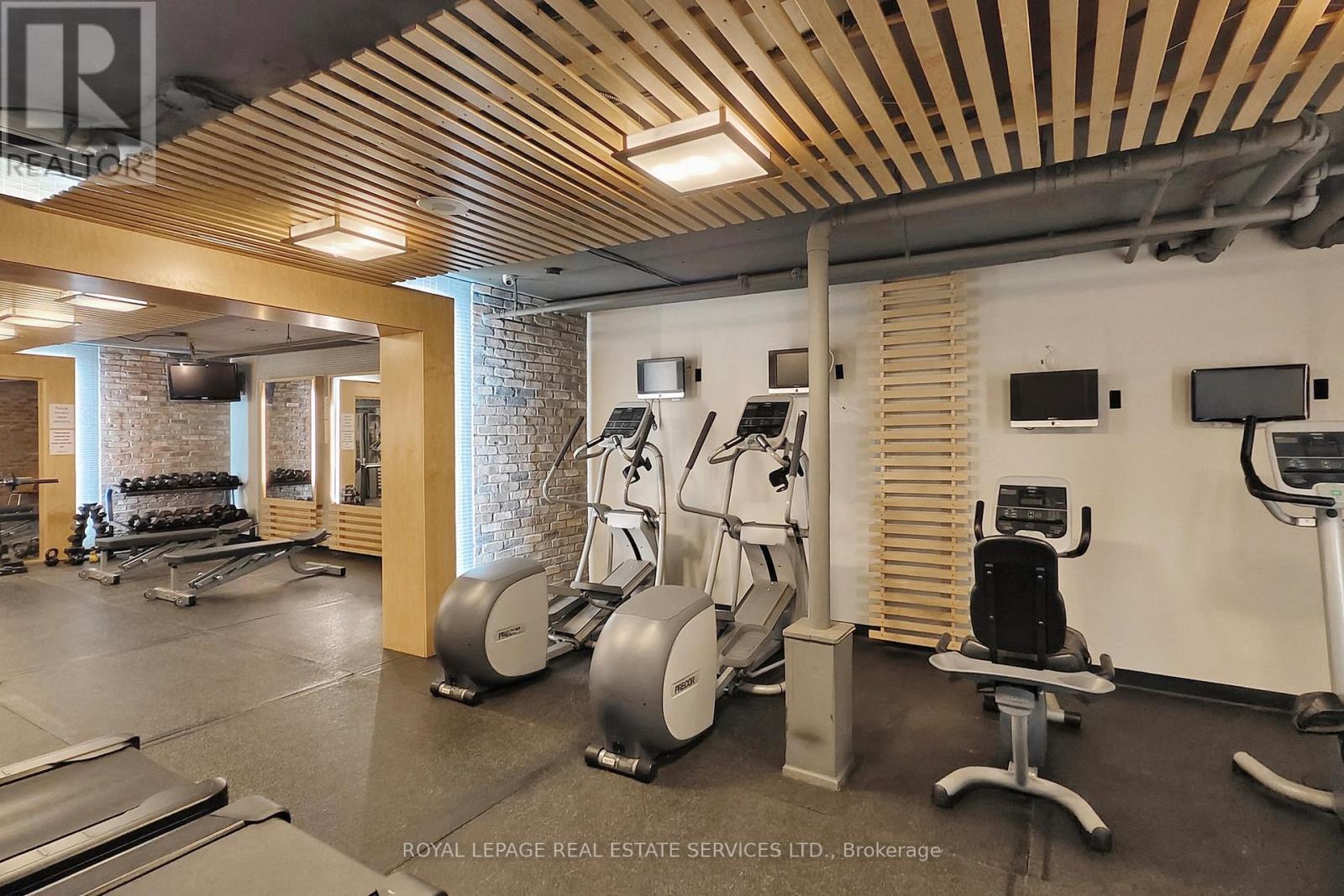 514 - 39 Jarvis Street, Toronto, ON - Indoor Photo Showing Gym Room