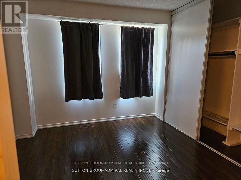 105 - 2 Hedge End Road, Toronto, ON - Indoor Photo Showing Other Room
