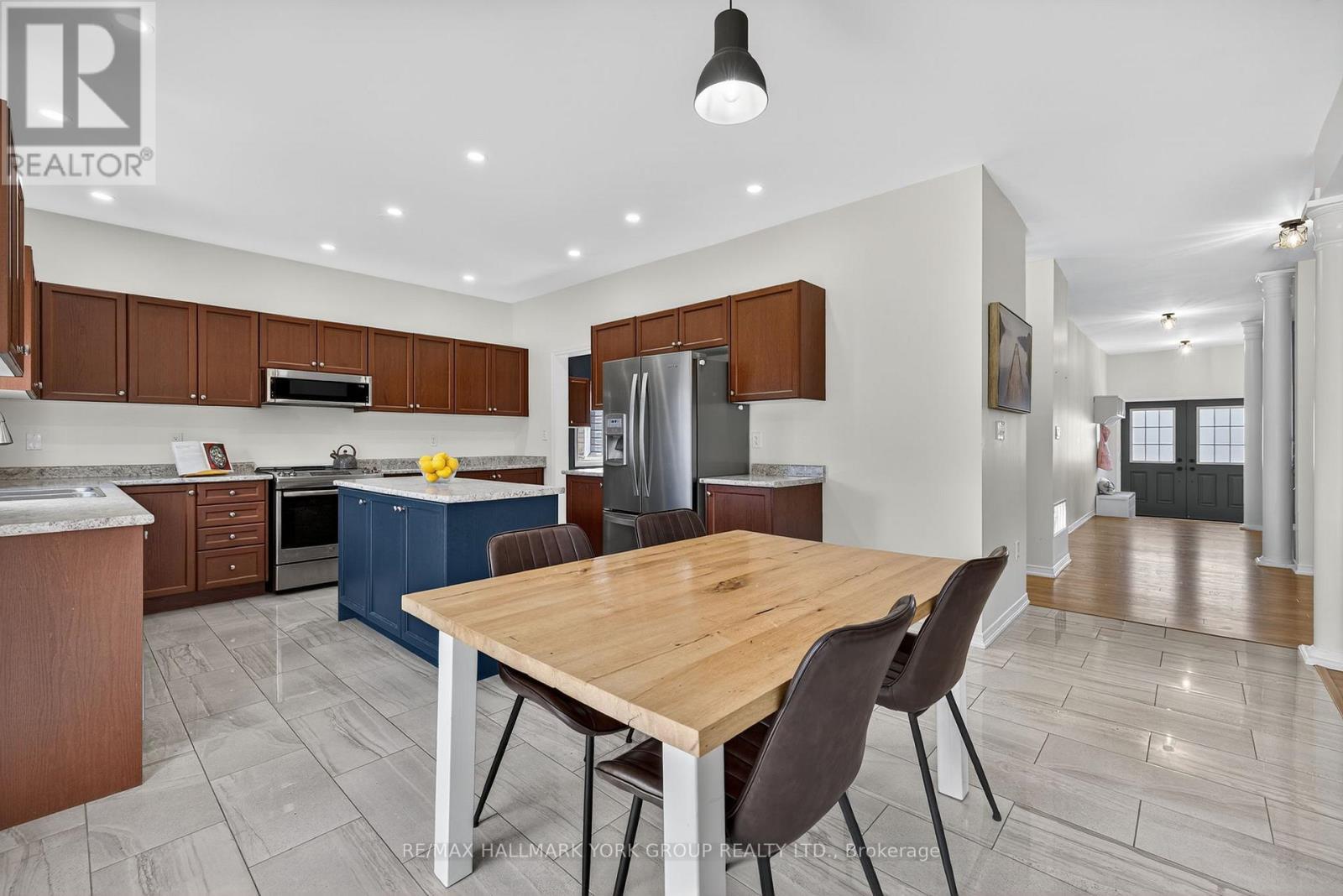 78 Rennie Street, Brock, ON - Indoor