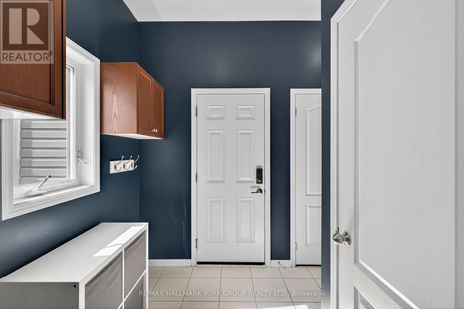 78 Rennie Street, Brock, ON - Indoor Photo Showing Other Room