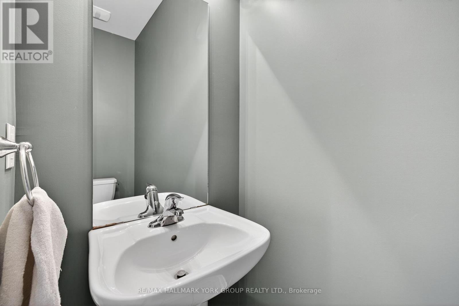 78 Rennie Street, Brock, ON - Indoor Photo Showing Bathroom