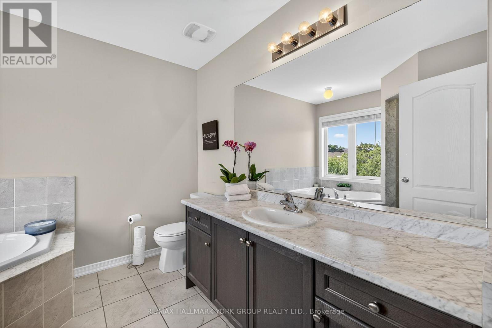 78 Rennie Street, Brock, ON - Indoor Photo Showing Bathroom