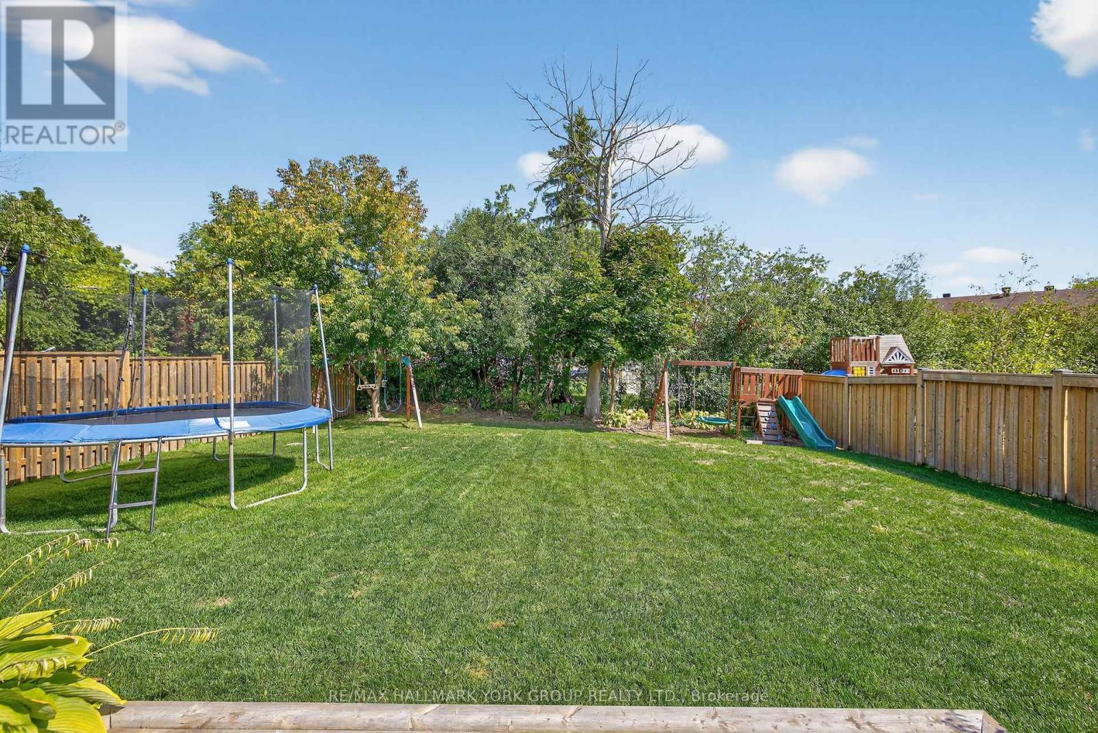 78 Rennie Street, Brock, ON - Outdoor With Backyard