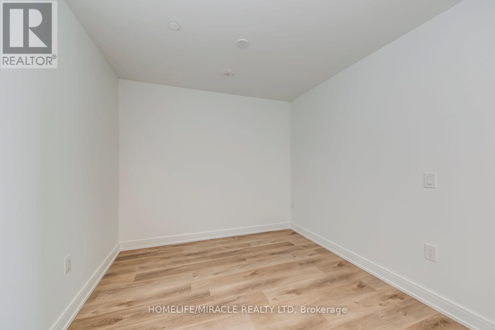 406 - 3009 Novar Road, Mississauga, ON - Indoor Photo Showing Other Room