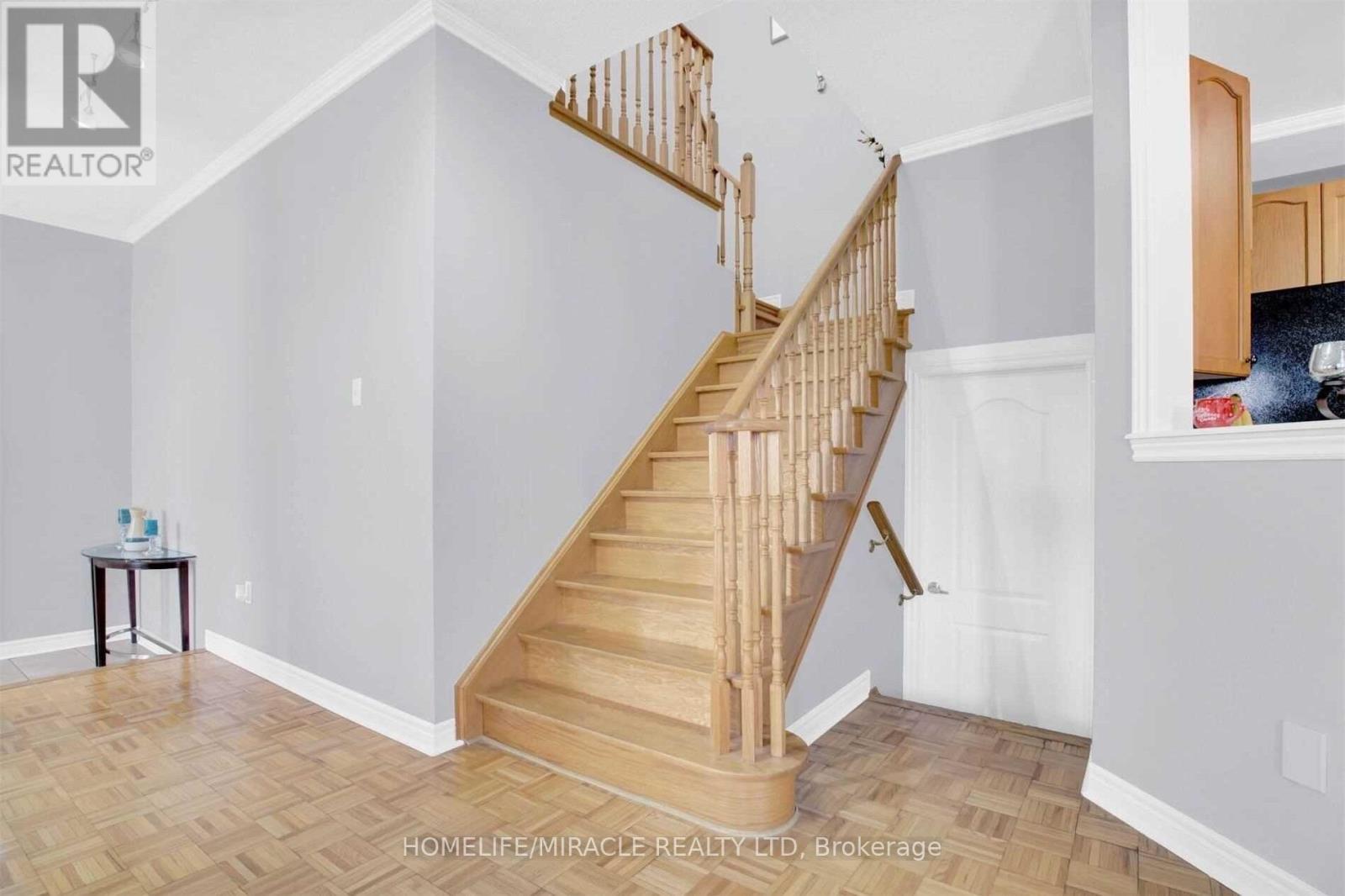 Upper - 51 Connolly Crescent, Brampton, ON - Indoor Photo Showing Other Room