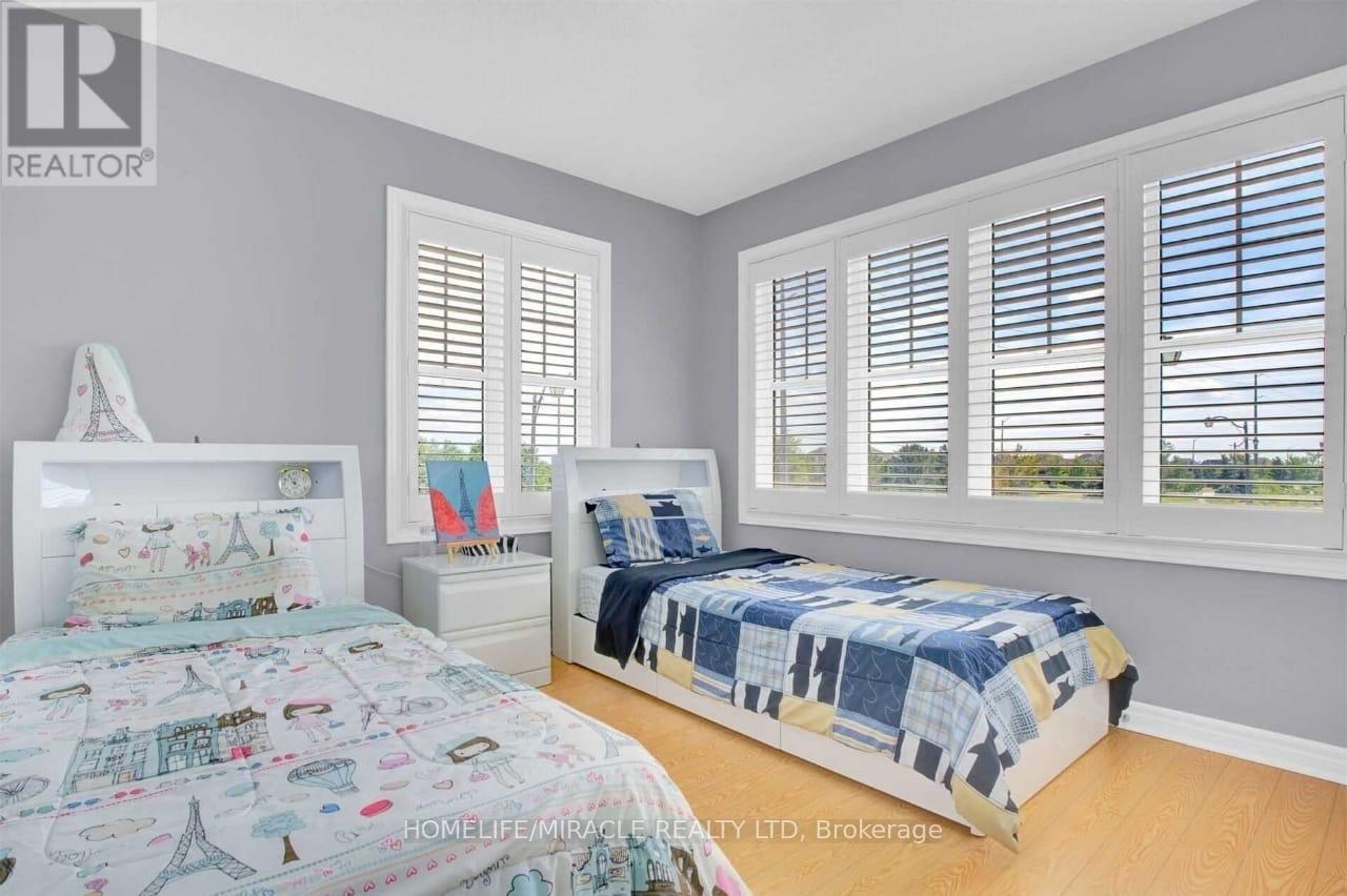 Upper - 51 Connolly Crescent, Brampton, ON - Indoor Photo Showing Bedroom