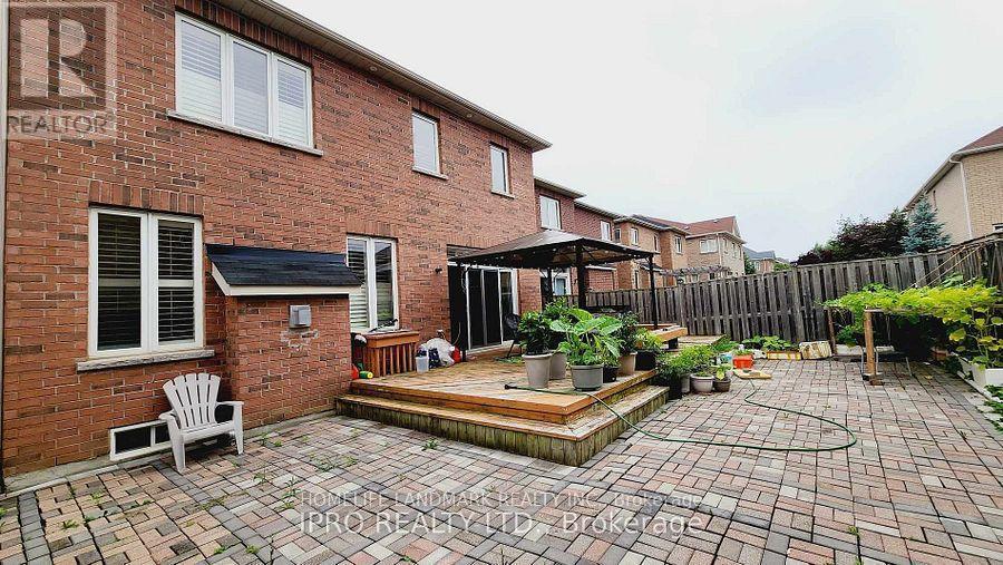 Main Floor - 3311 Tacc Drive, Mississauga, ON - Outdoor With Deck Patio Veranda With Exterior