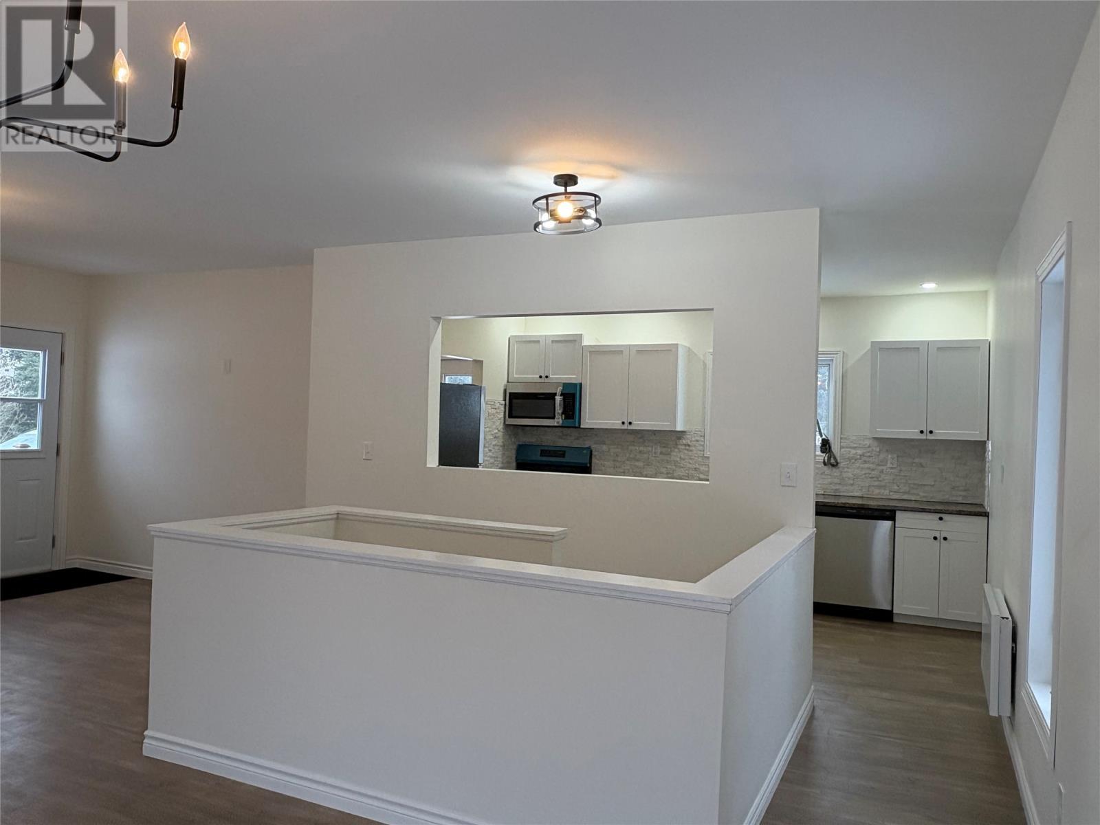 4 Doucette'S Lane, Kippens, NL - Indoor Photo Showing Kitchen