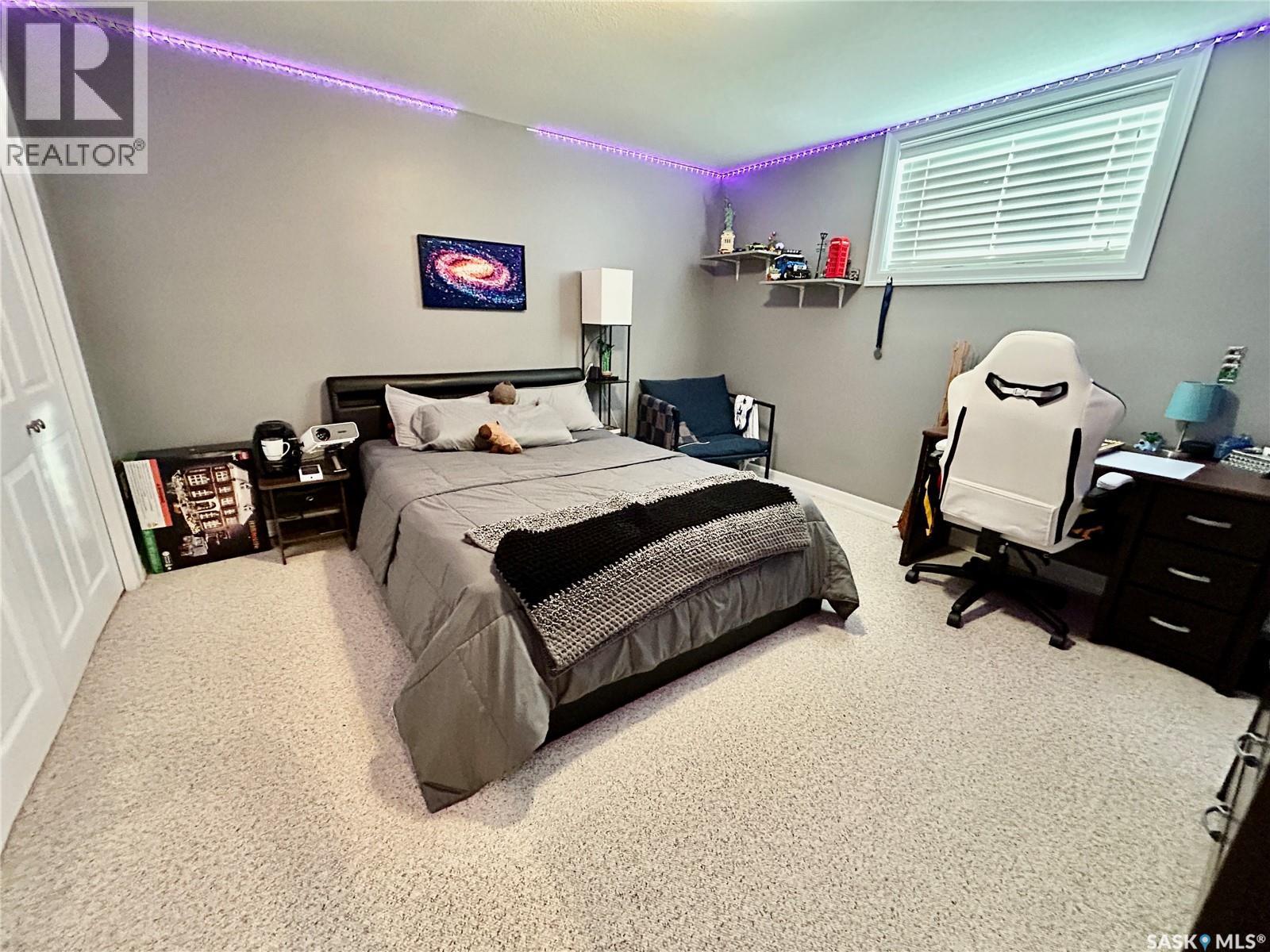 24 Pape Drive, Humboldt Rm No. 370, SK - Indoor Photo Showing Bedroom