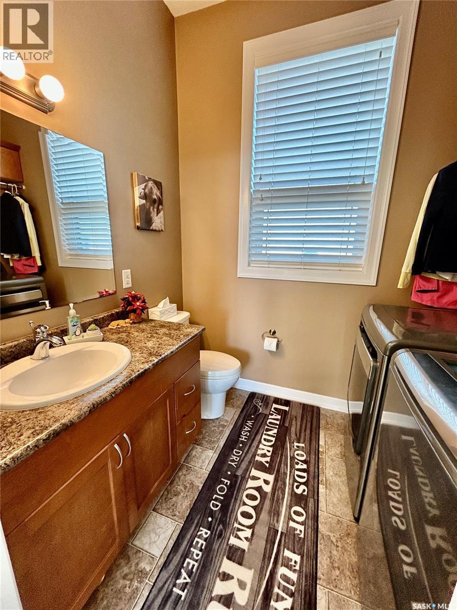 24 Pape Drive, Humboldt Rm No. 370, SK - Indoor Photo Showing Bathroom
