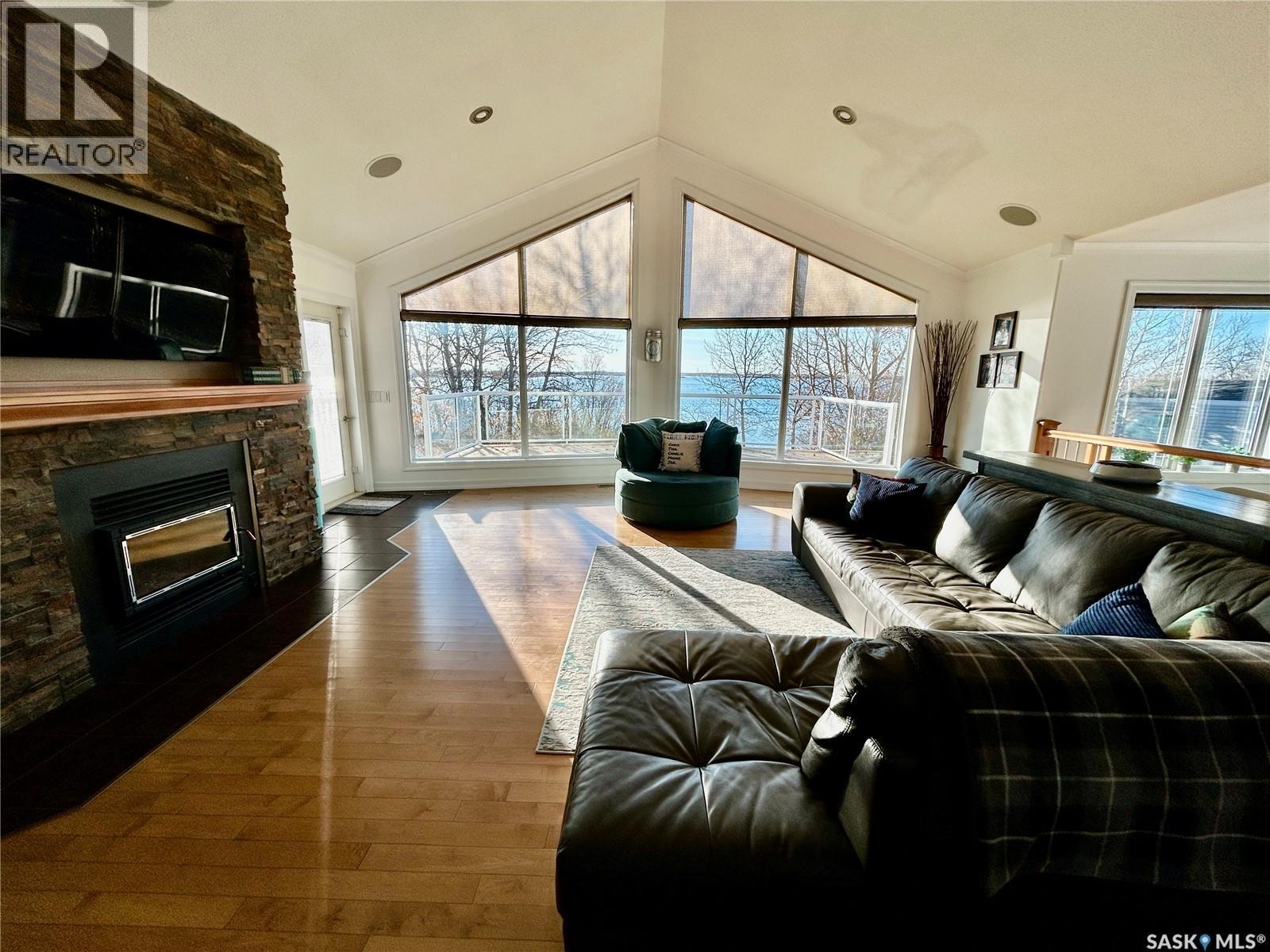 24 Pape Drive, Humboldt Rm No. 370, SK - Indoor Photo Showing Living Room With Fireplace