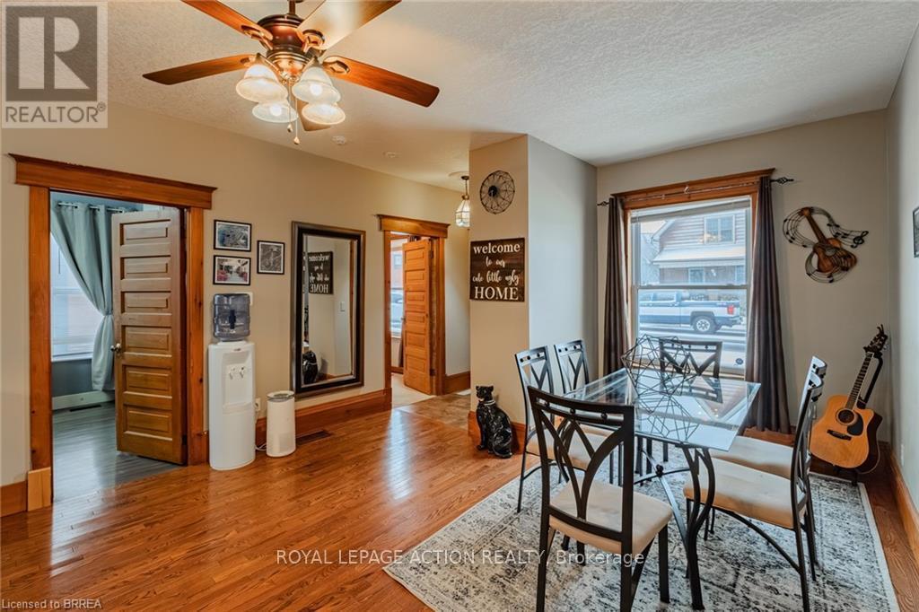96 Emilie Street, Brantford, ON - Indoor Photo Showing Dining Room
