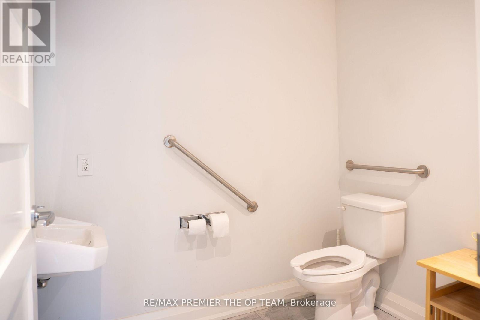 Full - 2900 Langstaff Road, Vaughan, ON