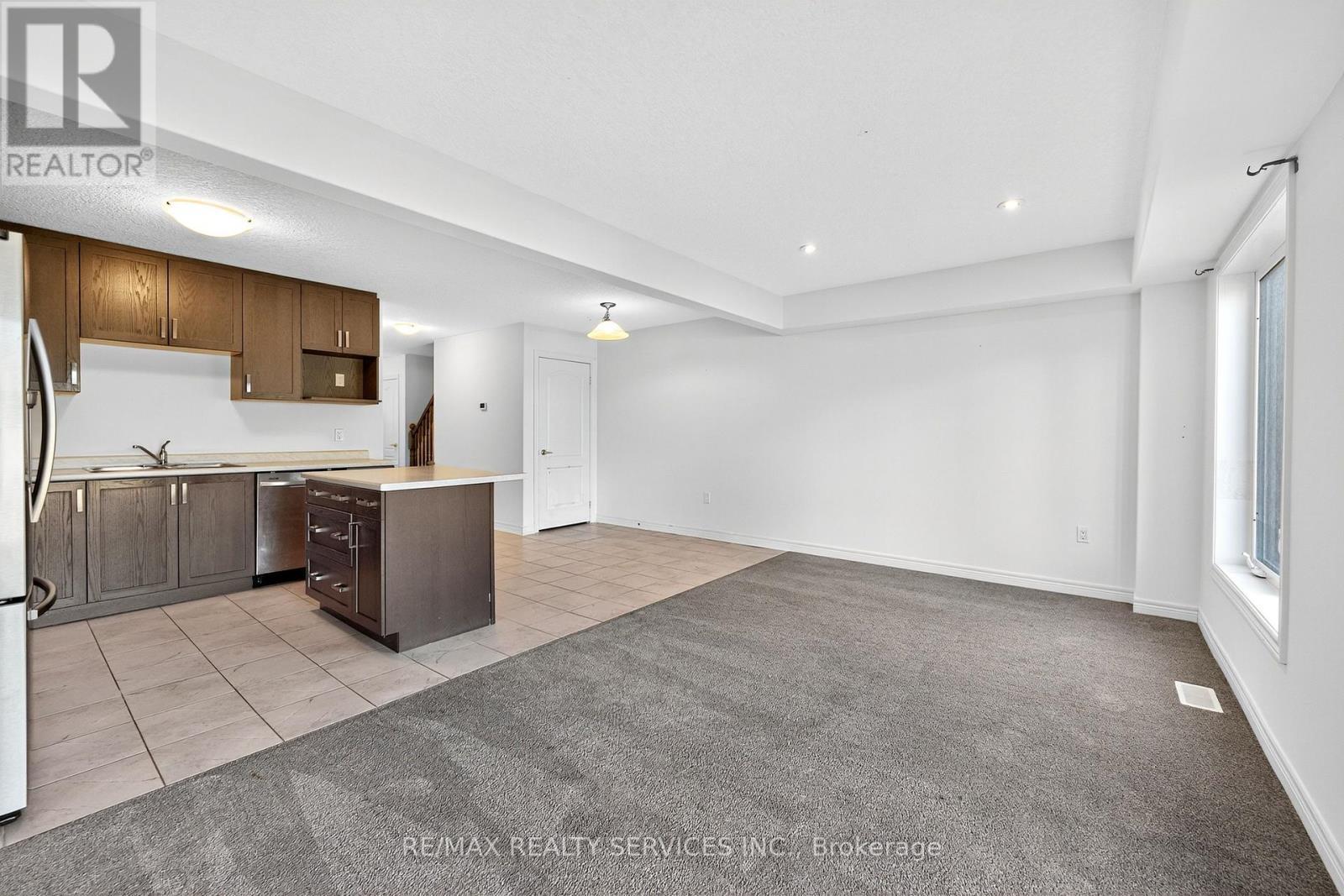 119 Stan Baker Boulevard, Grey Highlands, ON - Indoor Photo Showing Kitchen
