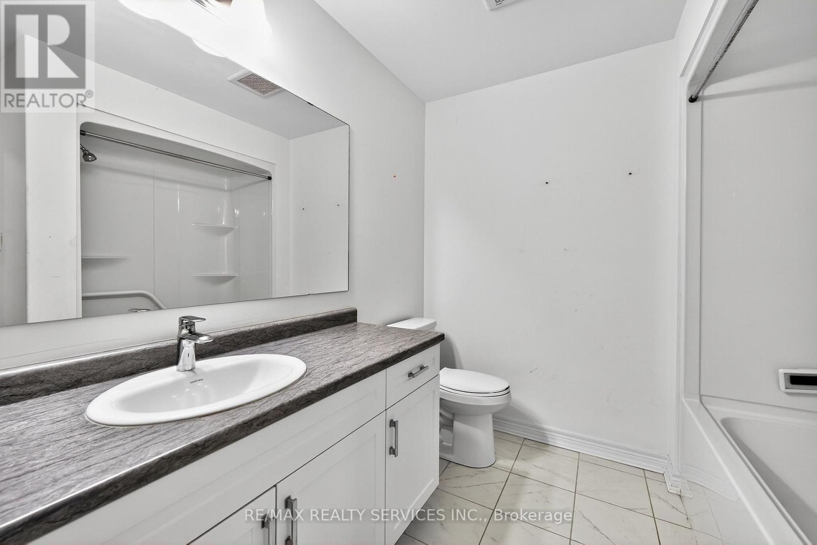 119 Stan Baker Boulevard, Grey Highlands, ON - Indoor Photo Showing Bathroom