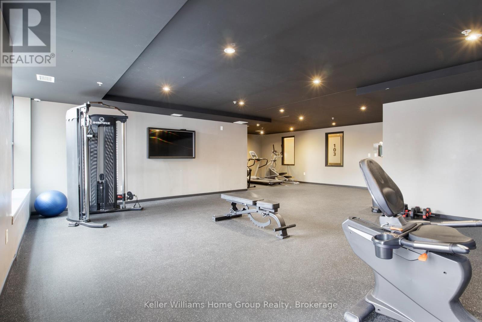 417 - 1291 Gordon Street, Guelph (Kortright East), ON - Indoor Photo Showing Gym Room