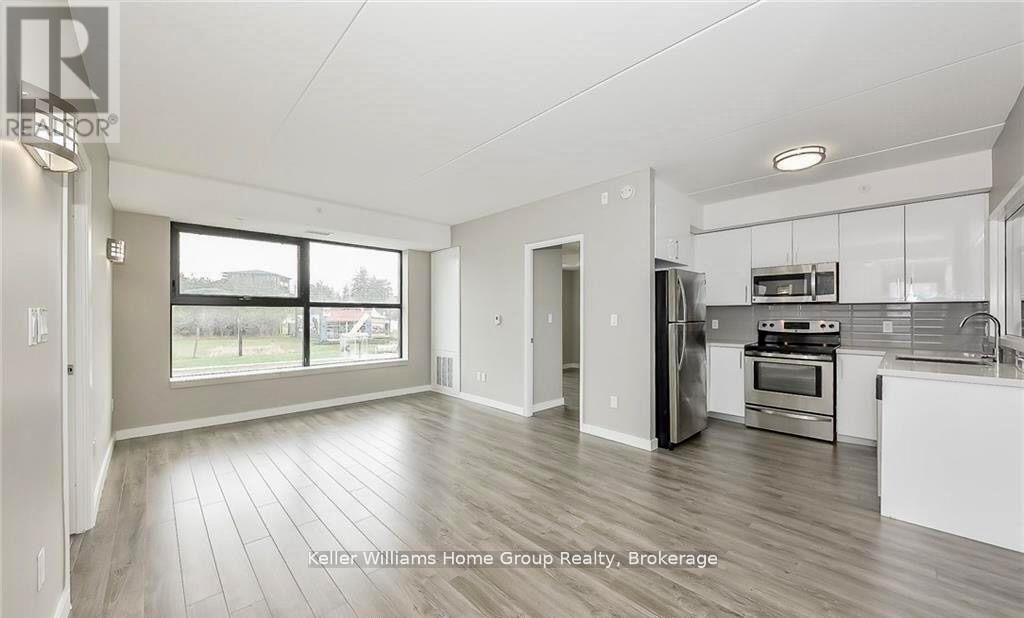 417 - 1291 Gordon Street, Guelph (Kortright East), ON - Indoor Photo Showing Kitchen