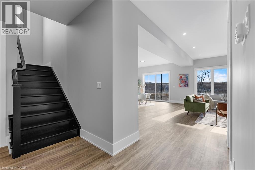 51 Alicia Crescent, Thorold, ON - Indoor Photo Showing Other Room