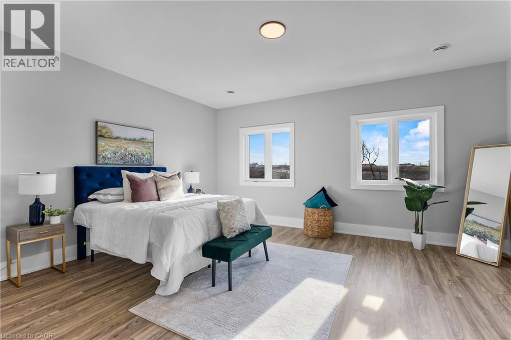 51 Alicia Crescent, Thorold, ON - Indoor Photo Showing Bedroom