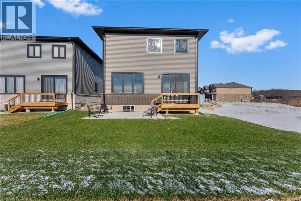 51 Alicia Crescent, Thorold, ON - Outdoor With Deck Patio Veranda