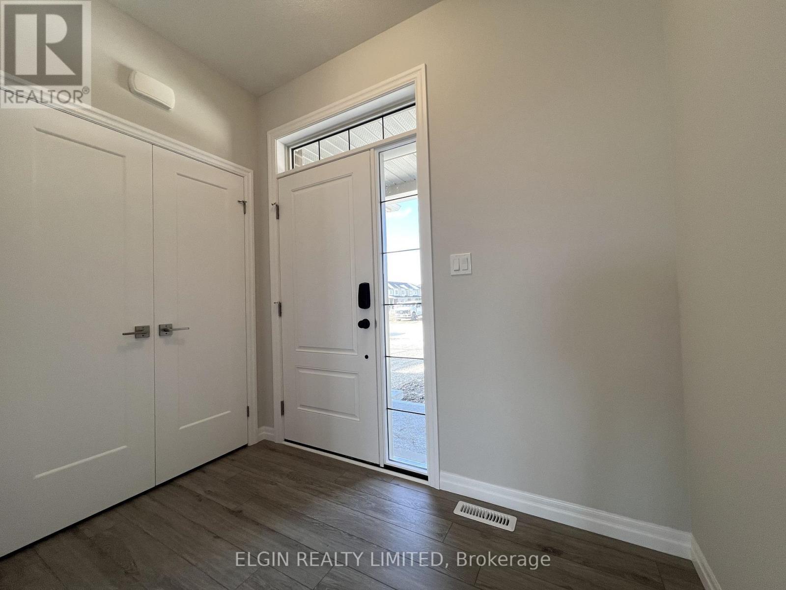 75 Braun Avenue, Tillsonburg, ON - Indoor Photo Showing Other Room