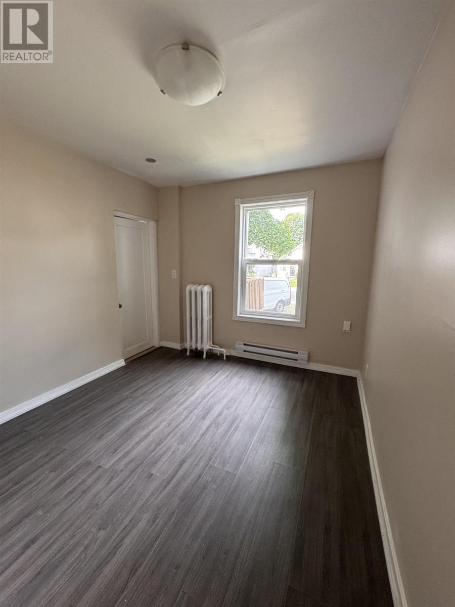 30 Grosvenor Ave, Sault Ste. Marie, ON - Indoor Photo Showing Other Room