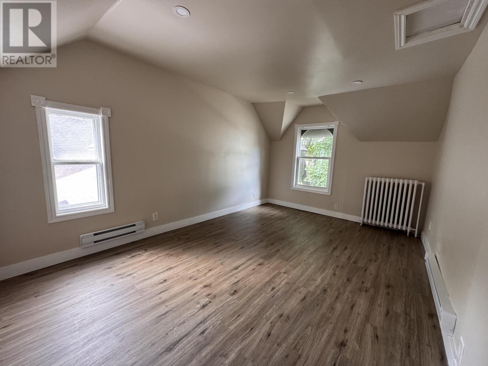 30 Grosvenor Ave, Sault Ste. Marie, ON - Indoor Photo Showing Other Room