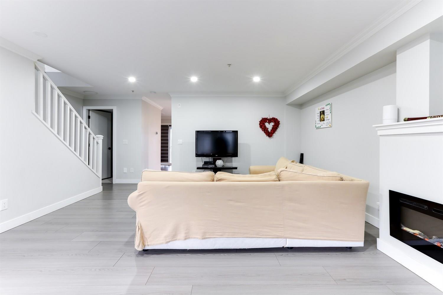 10 12040 68 Avenue, Surrey, BC