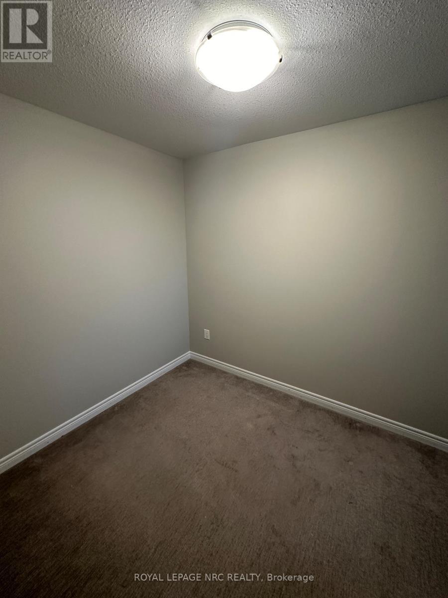 25 - 7768 Ascot Circle, Niagara Falls (Ascot), ON - Indoor Photo Showing Other Room