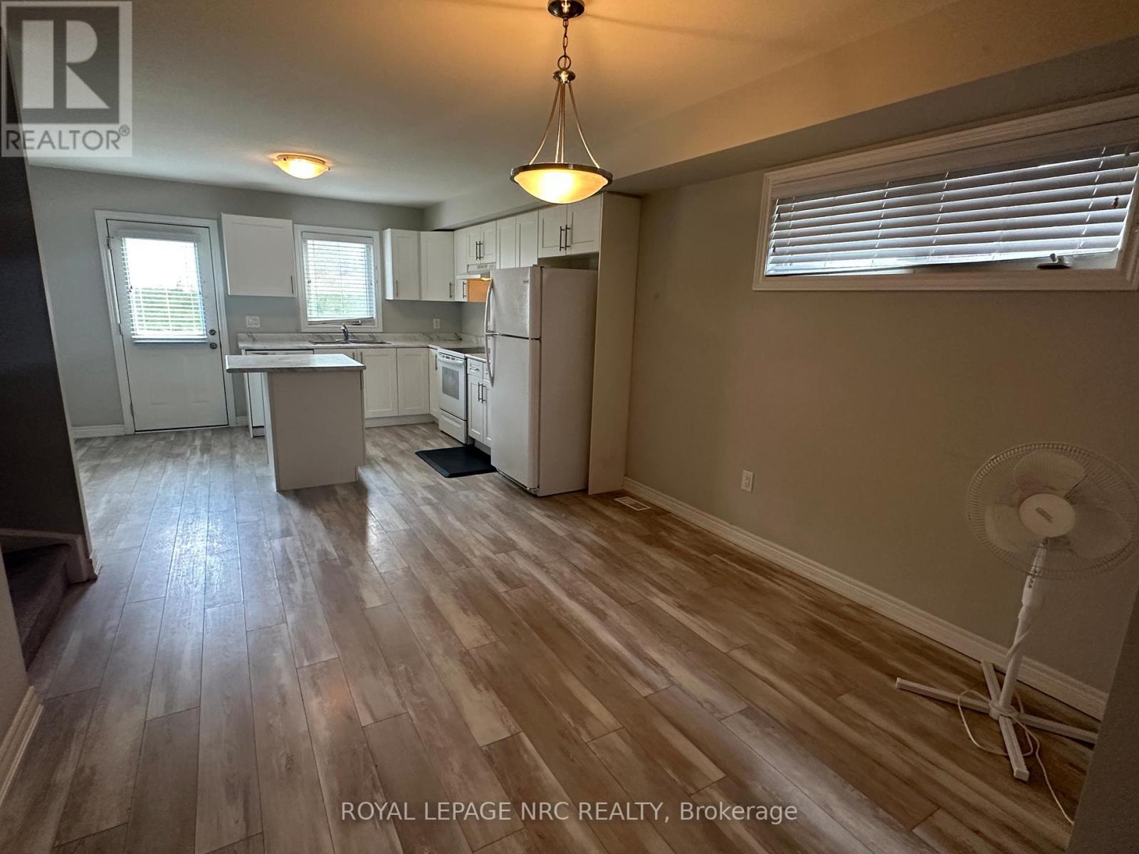 25 - 7768 Ascot Circle, Niagara Falls (Ascot), ON - Indoor