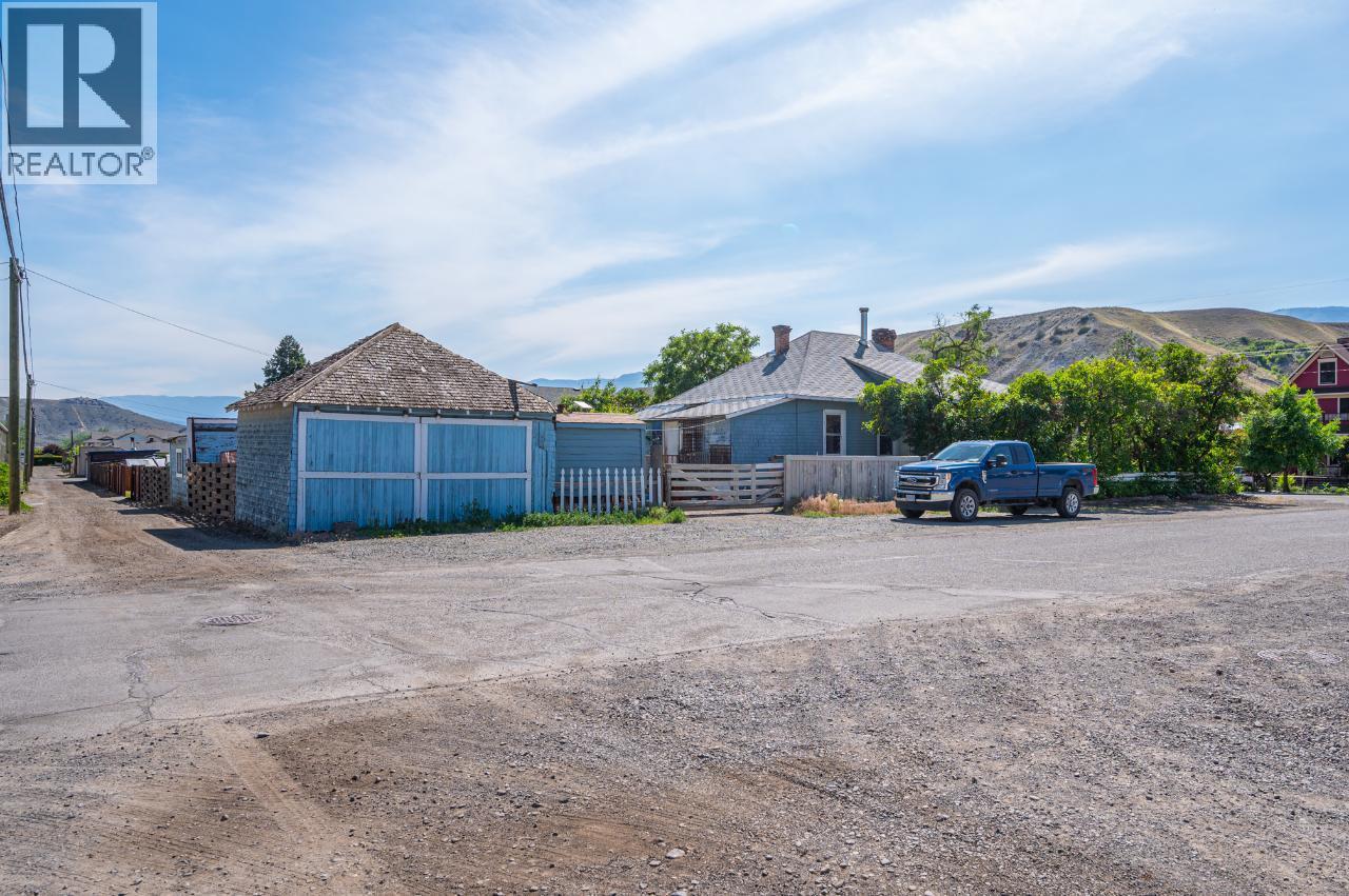 602 Brink Street, Ashcroft, BC - Outdoor