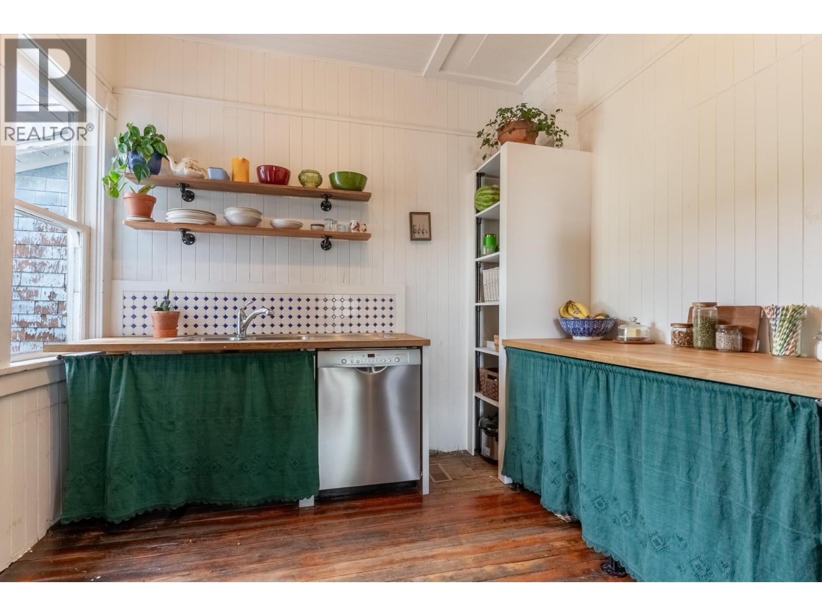 602 Brink Street, Ashcroft, BC - Indoor