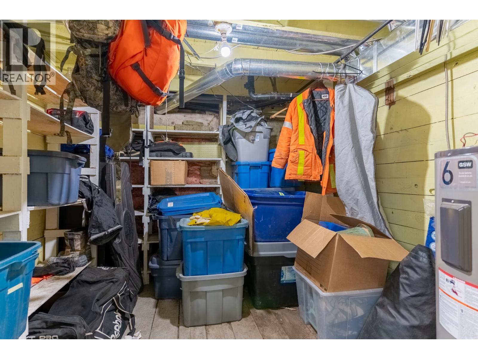 602 Brink Street, Ashcroft, BC - Indoor