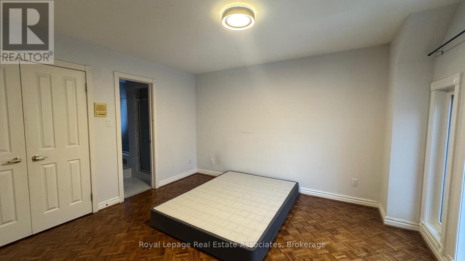 Upper - 2501 Mississauga Road, Mississauga, ON - Indoor Photo Showing Other Room