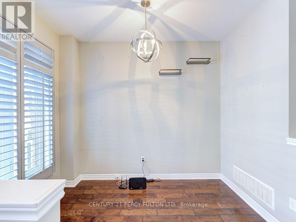 61 Bousfield Rise, Hamilton, ON - Indoor