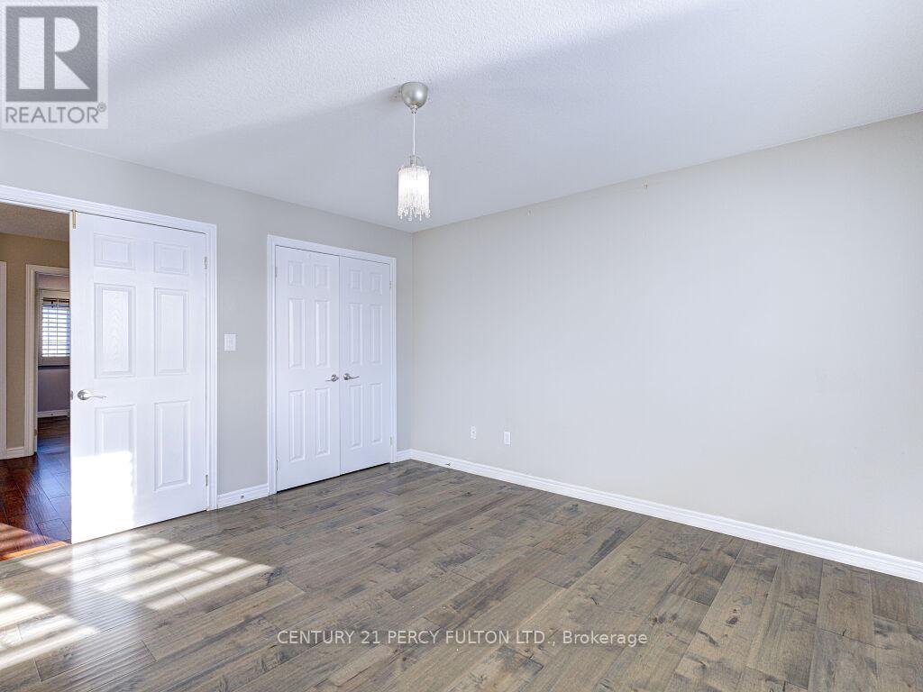 61 Bousfield Rise, Hamilton, ON - Indoor Photo Showing Other Room