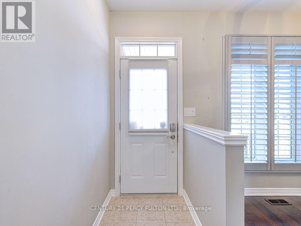 61 Bousfield Rise, Hamilton, ON - Indoor Photo Showing Other Room
