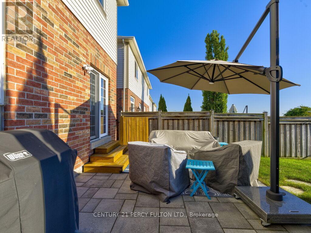 61 Bousfield Rise, Hamilton, ON - Outdoor With Deck Patio Veranda