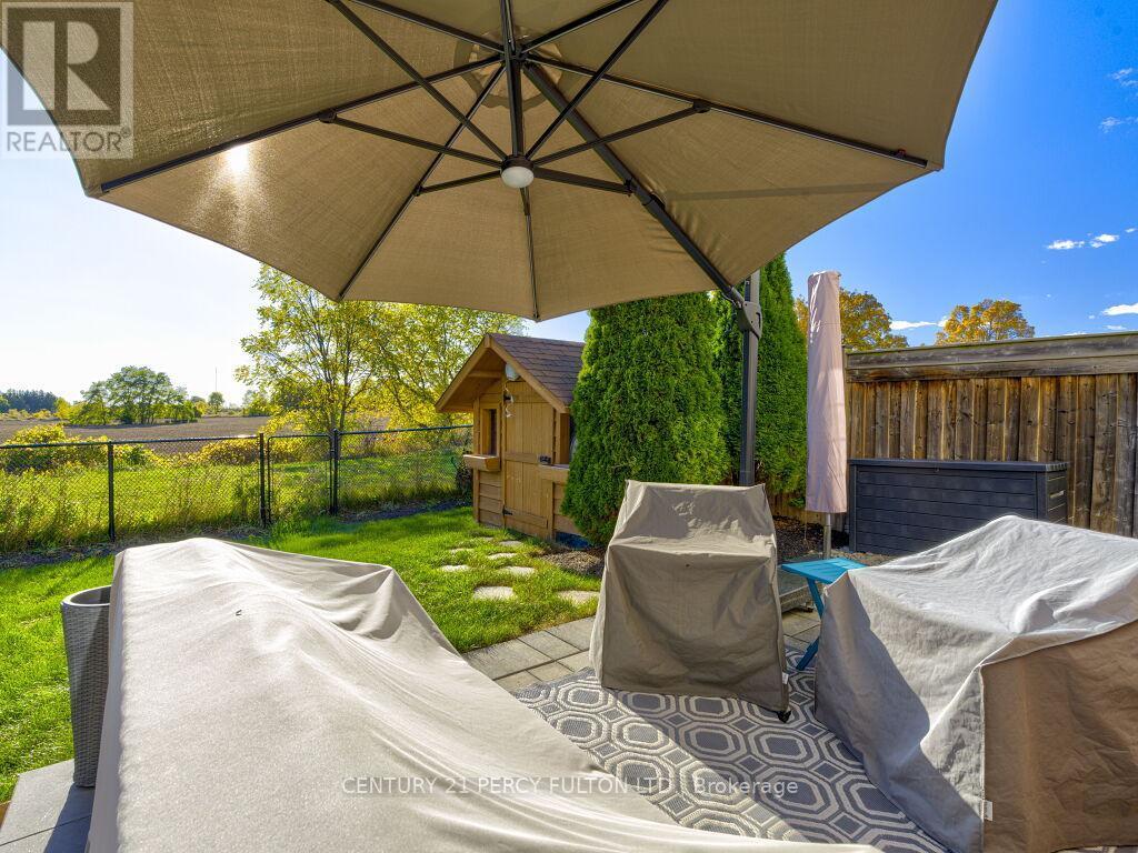 61 Bousfield Rise, Hamilton, ON - Outdoor With Deck Patio Veranda With Exterior