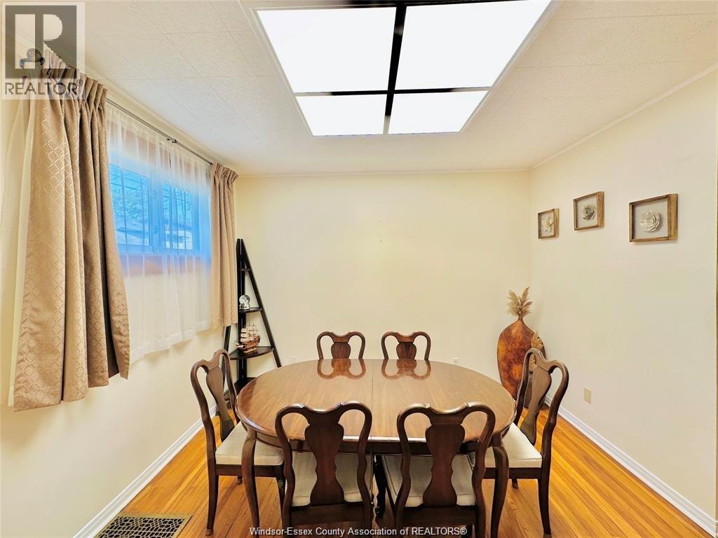550 Allendale, Windsor, ON - Indoor Photo Showing Dining Room
