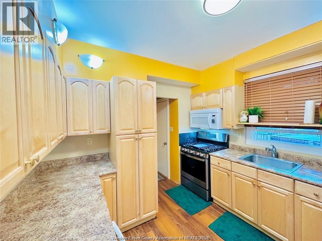 550 Allendale, Windsor, ON - Indoor Photo Showing Other Room