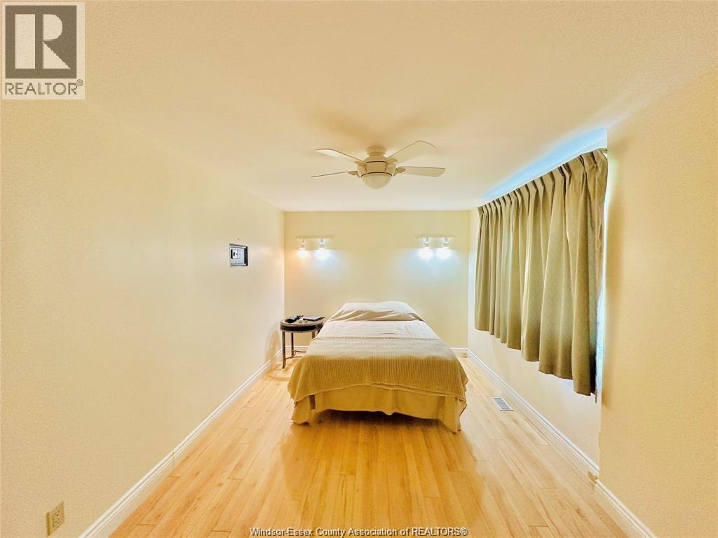 550 Allendale, Windsor, ON - Indoor Photo Showing Bedroom