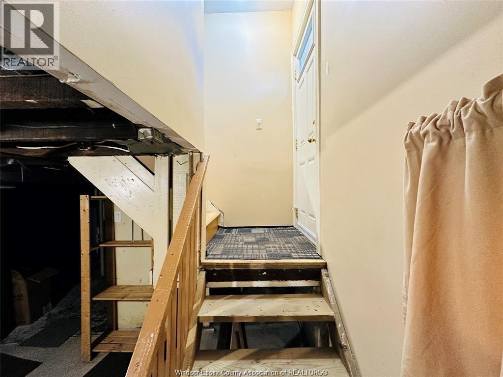 550 Allendale, Windsor, ON - Indoor Photo Showing Other Room