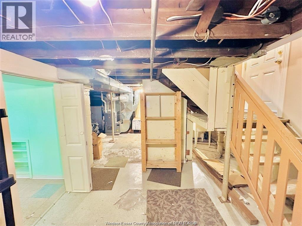 550 Allendale, Windsor, ON - Indoor Photo Showing Basement