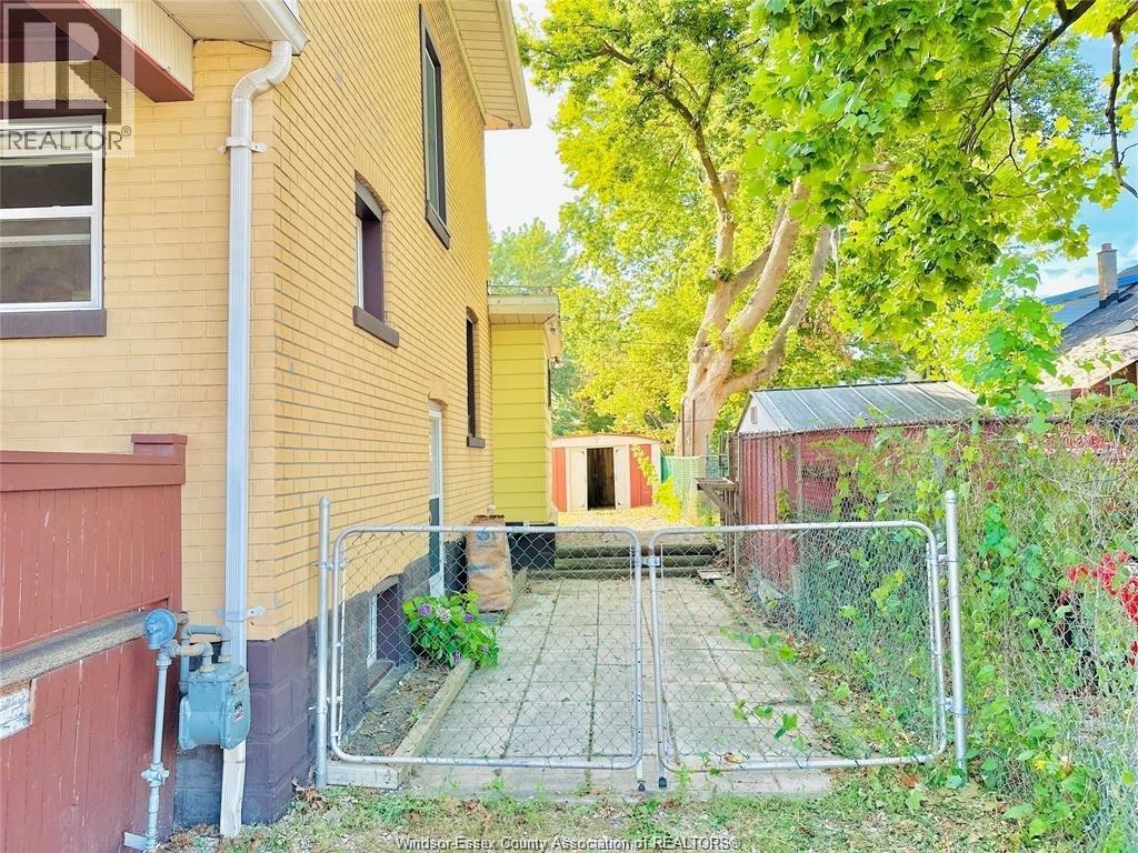 550 Allendale, Windsor, ON - Outdoor With Exterior