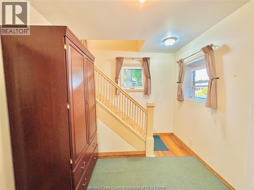 550 Allendale, Windsor, ON - Indoor Photo Showing Other Room